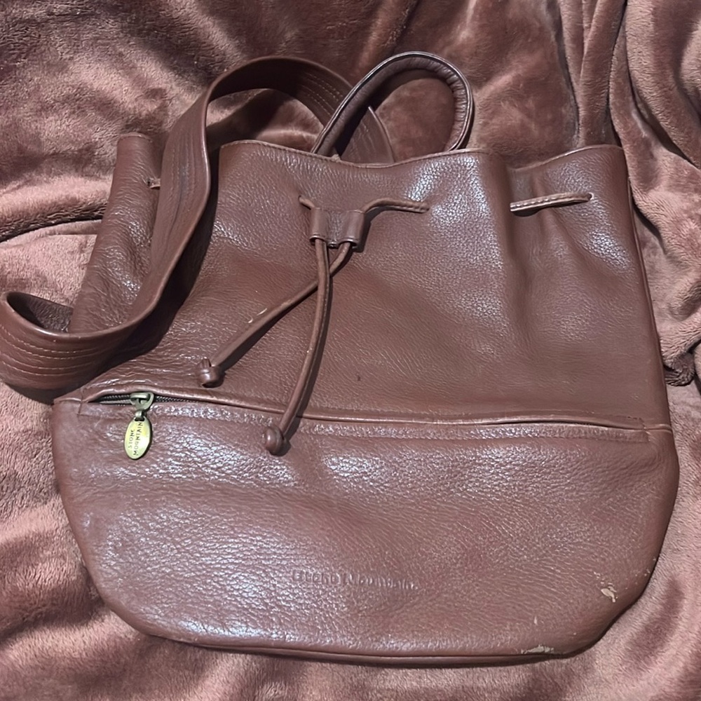 Stone Mountain leather bag
